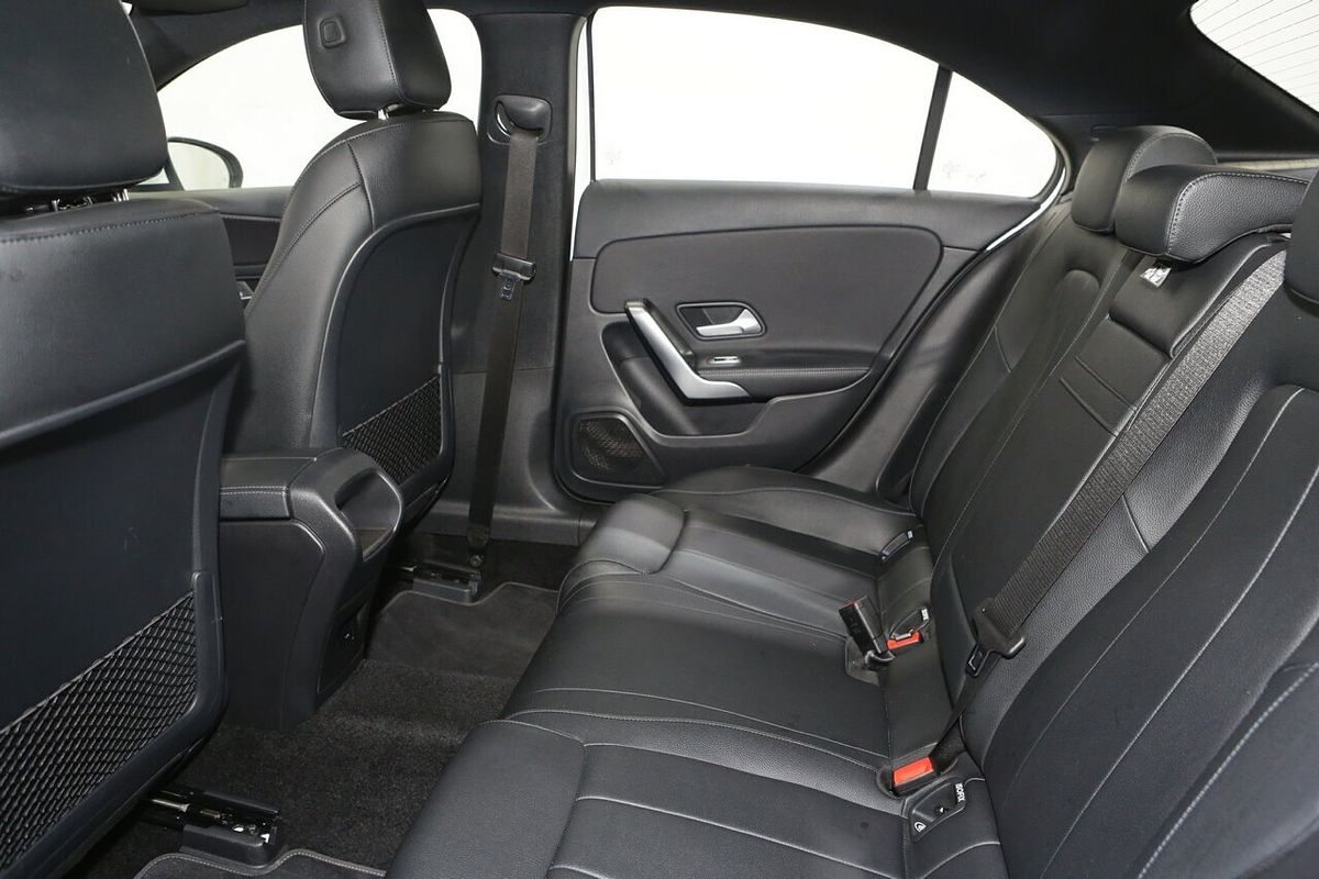 2022 Mercedes-Benz A-Class A180 V177