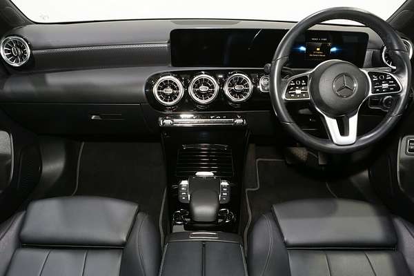 2022 Mercedes-Benz A-Class A180 V177