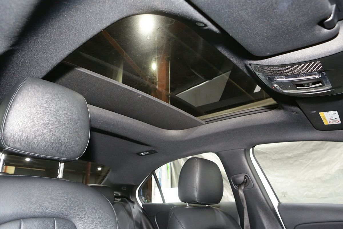 2022 Mercedes-Benz A-Class A180 V177