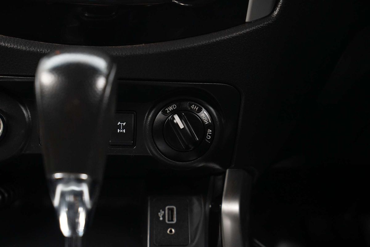 2020 Nissan Navara SL D23 4X4
