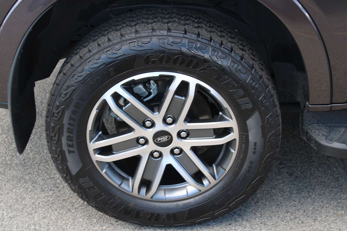 2025 Ford Everest Trend 2.0L