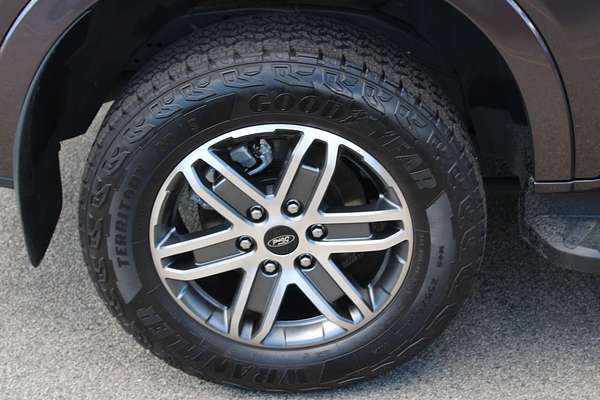 2025 Ford Everest Trend 2.0L