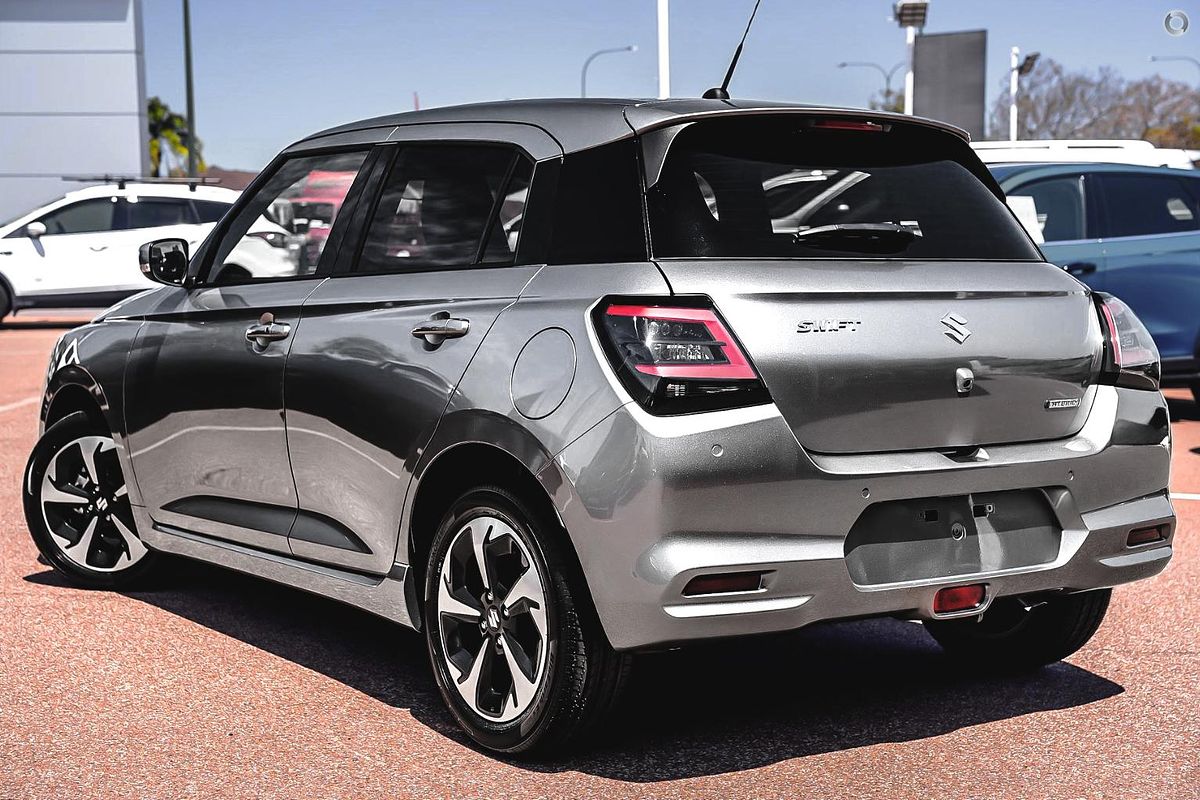 2025 Suzuki Swift Hybrid GLX UZ