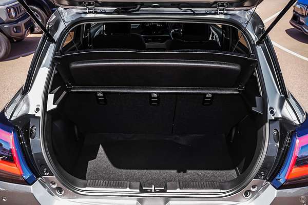 2025 Suzuki Swift Hybrid GLX UZ