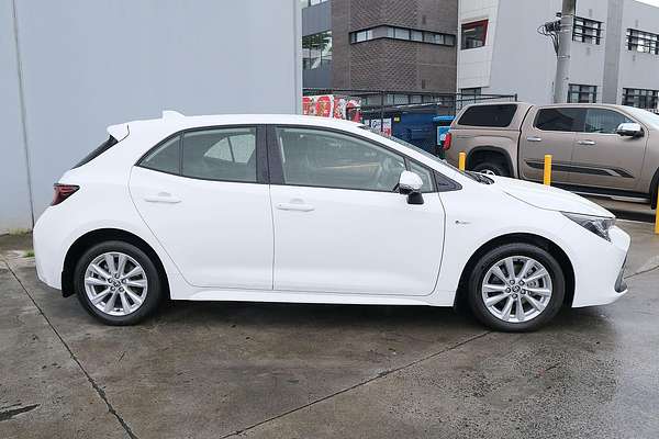 2024 Toyota Corolla Ascent Sport Hybrid ZWE219R