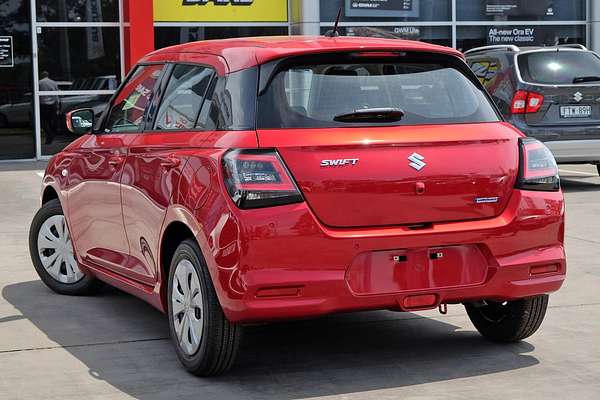 2025 Suzuki Swift Hybrid UZ