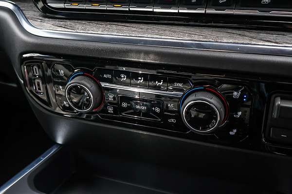 2025 Chevrolet Silverado 1500 LTZ Premium W/Tech Pack T1 4X4