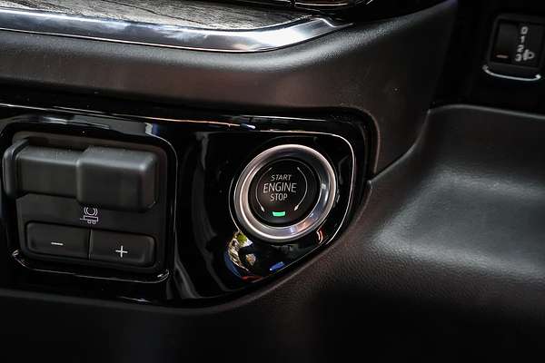 2025 Chevrolet Silverado 1500 LTZ Premium W/Tech Pack T1 4X4