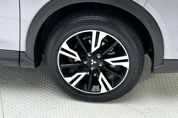 2024 Mitsubishi Eclipse Cross LS YB