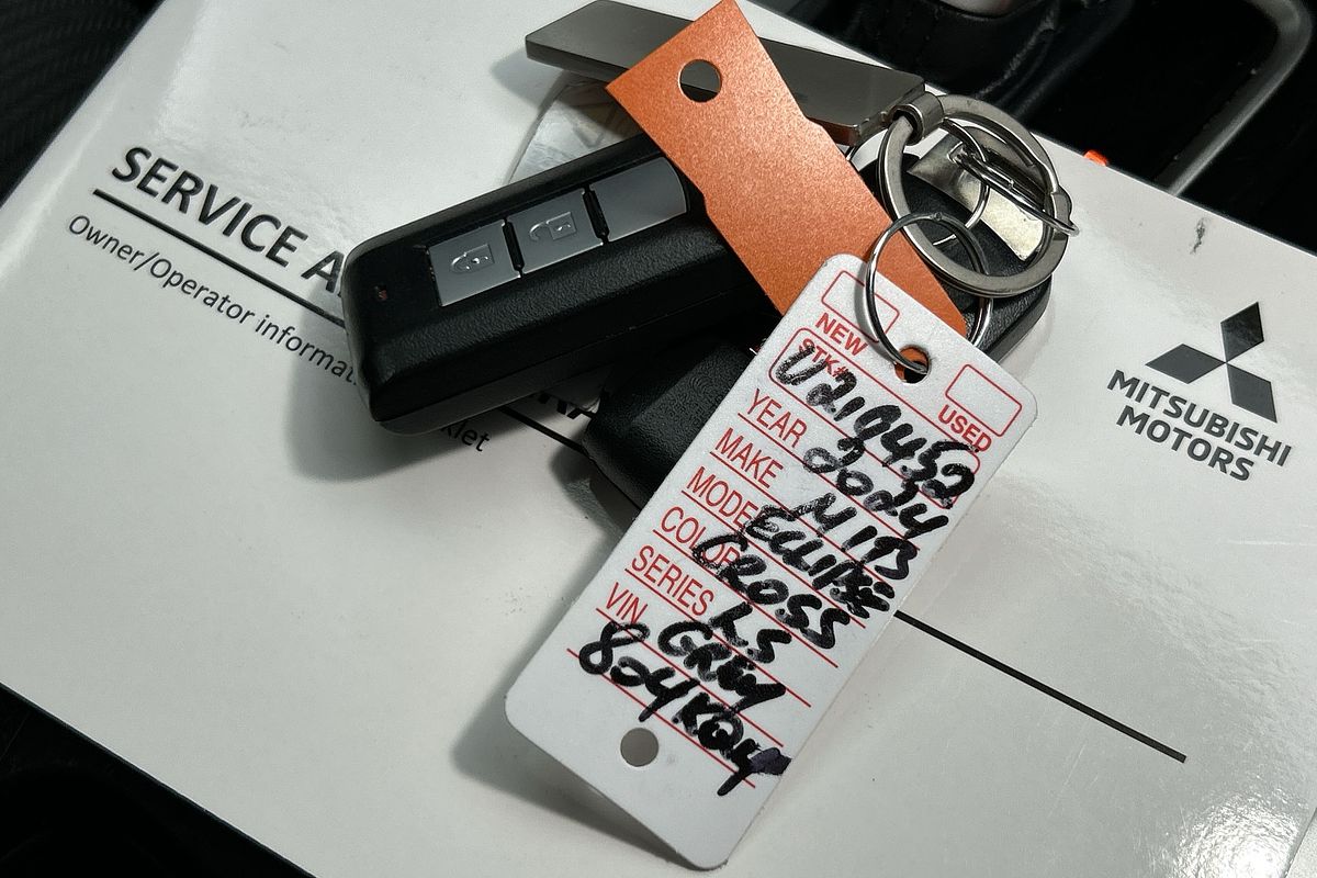 2024 Mitsubishi Eclipse Cross LS YB