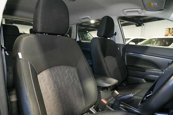 2022 Mitsubishi ASX ES XD