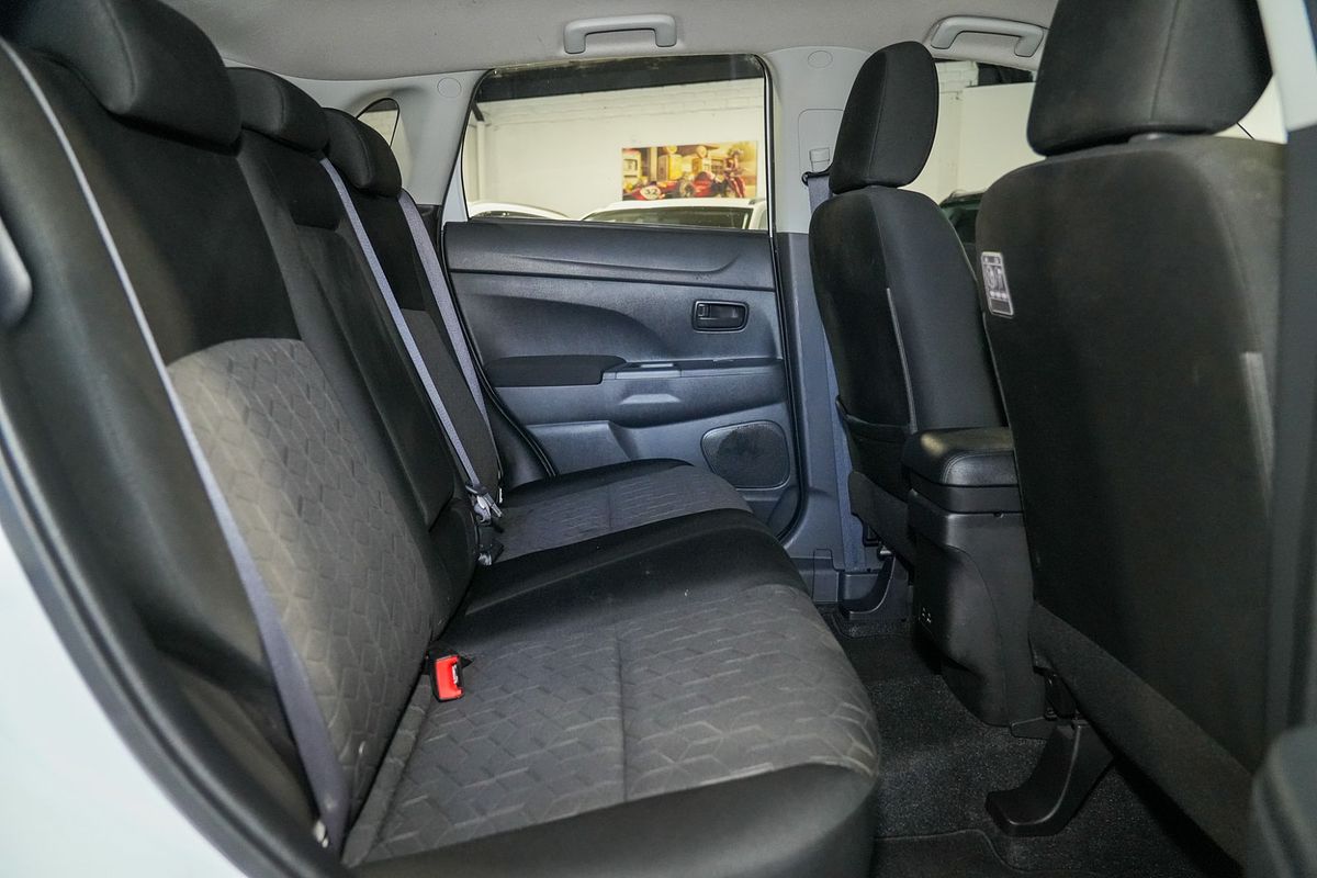 2022 Mitsubishi ASX ES XD