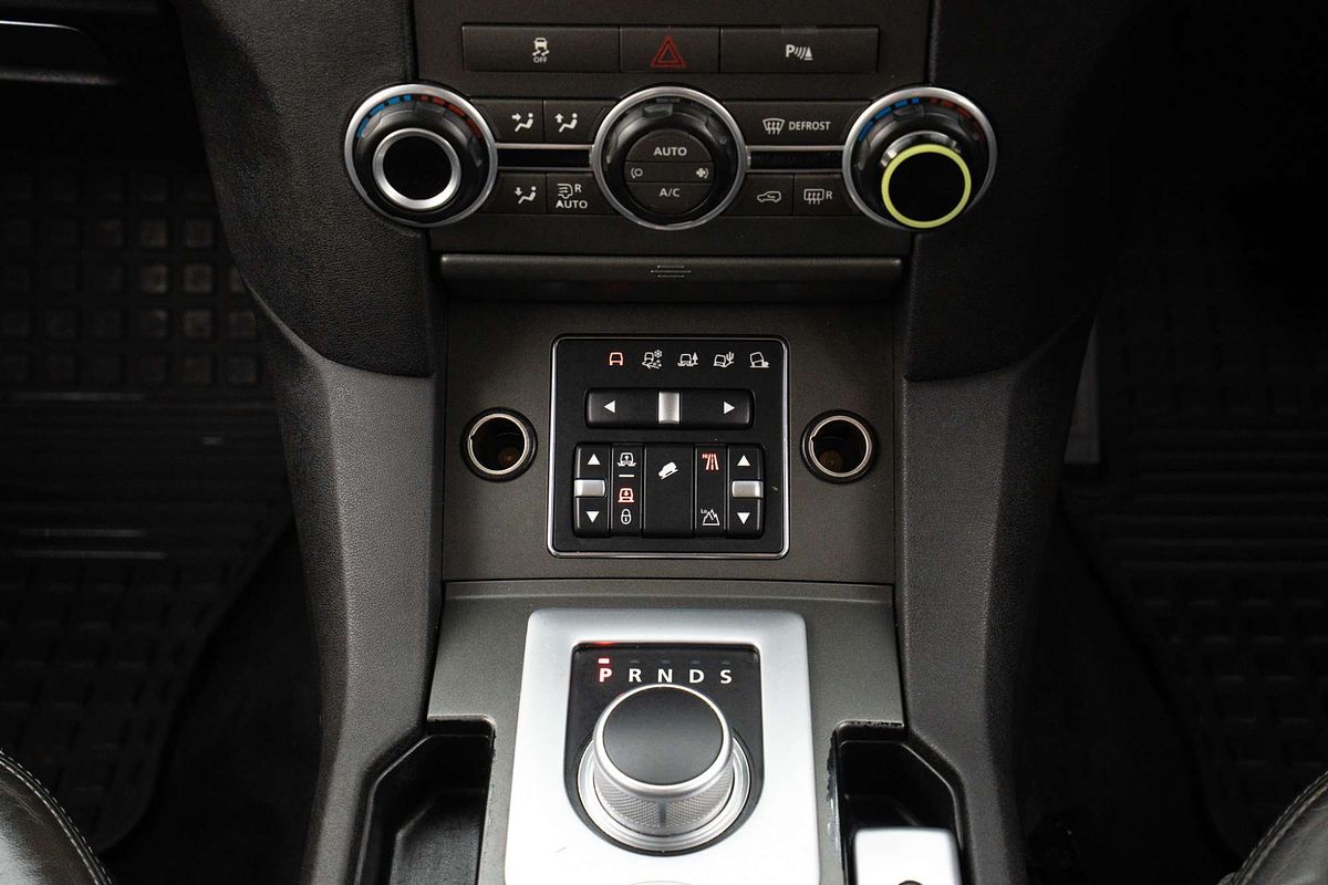 2015 Land Rover Discovery SDV6 HSE Series 4