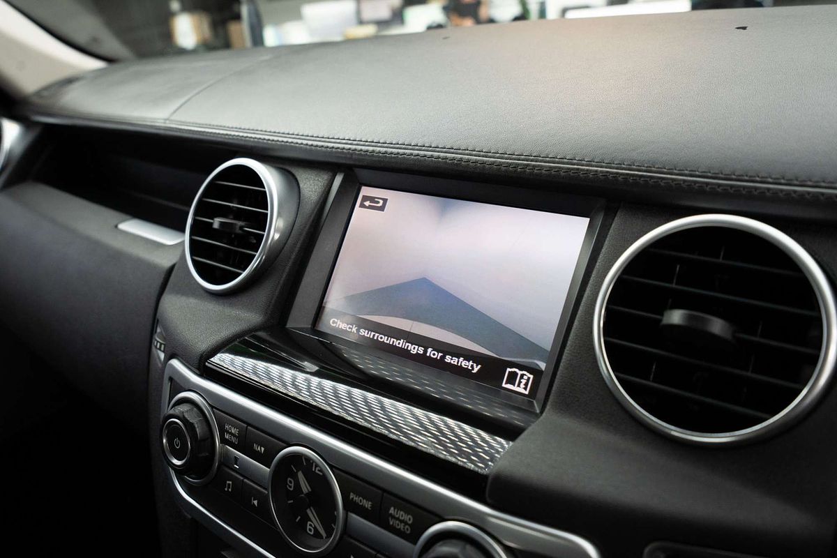 2015 Land Rover Discovery SDV6 HSE Series 4