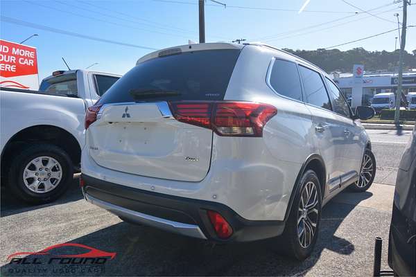 2016 Mitsubishi Outlander Exceed ZK