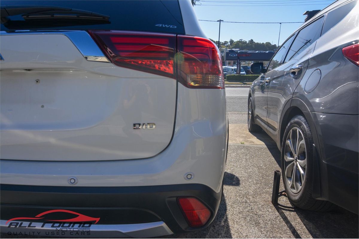 2016 Mitsubishi Outlander Exceed ZK