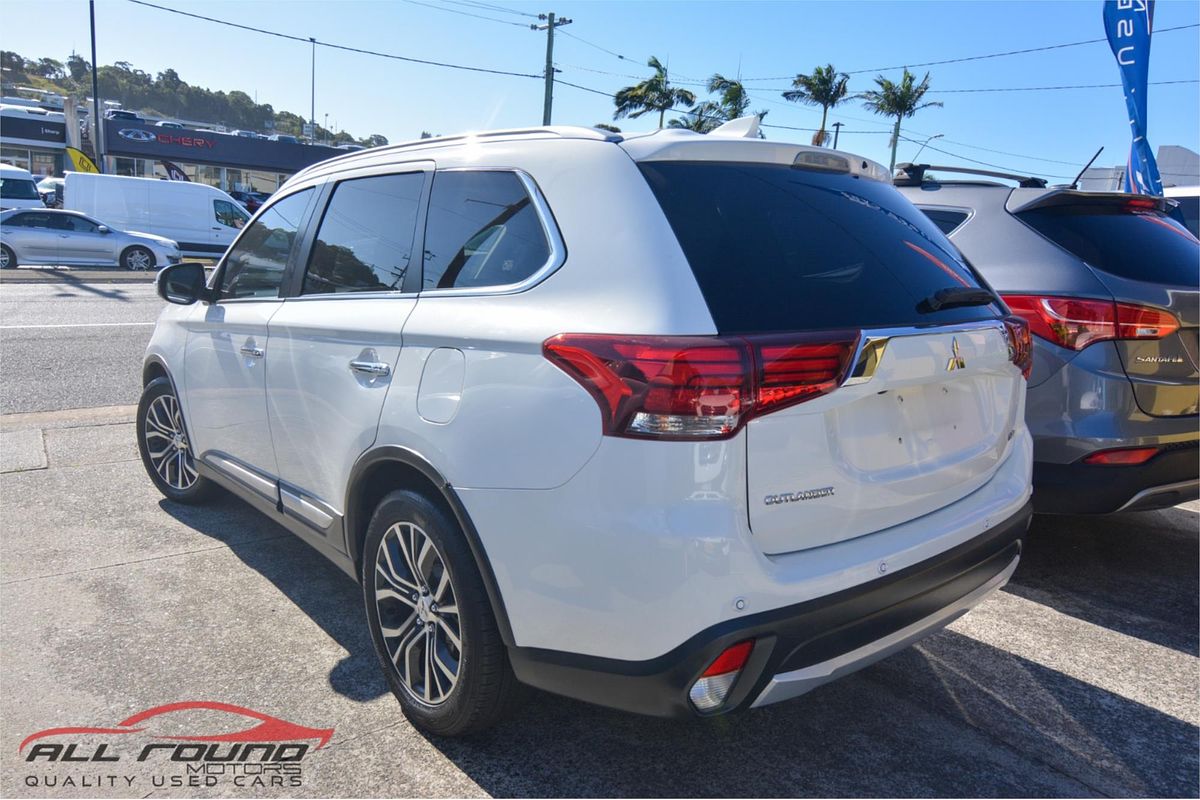 2016 Mitsubishi Outlander Exceed ZK