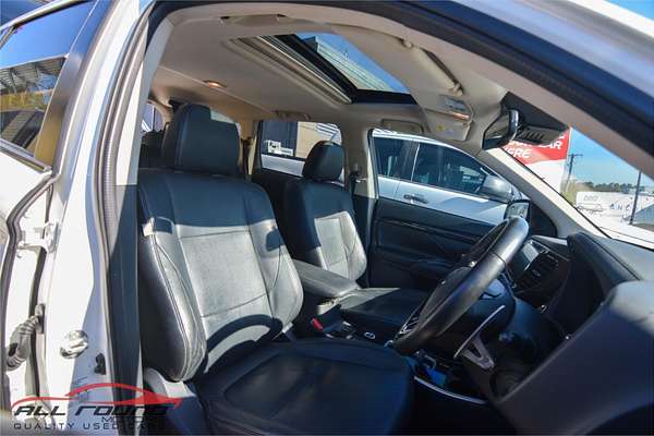 2016 Mitsubishi Outlander Exceed ZK
