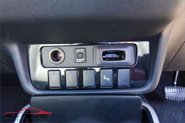 2016 Mitsubishi Outlander Exceed ZK