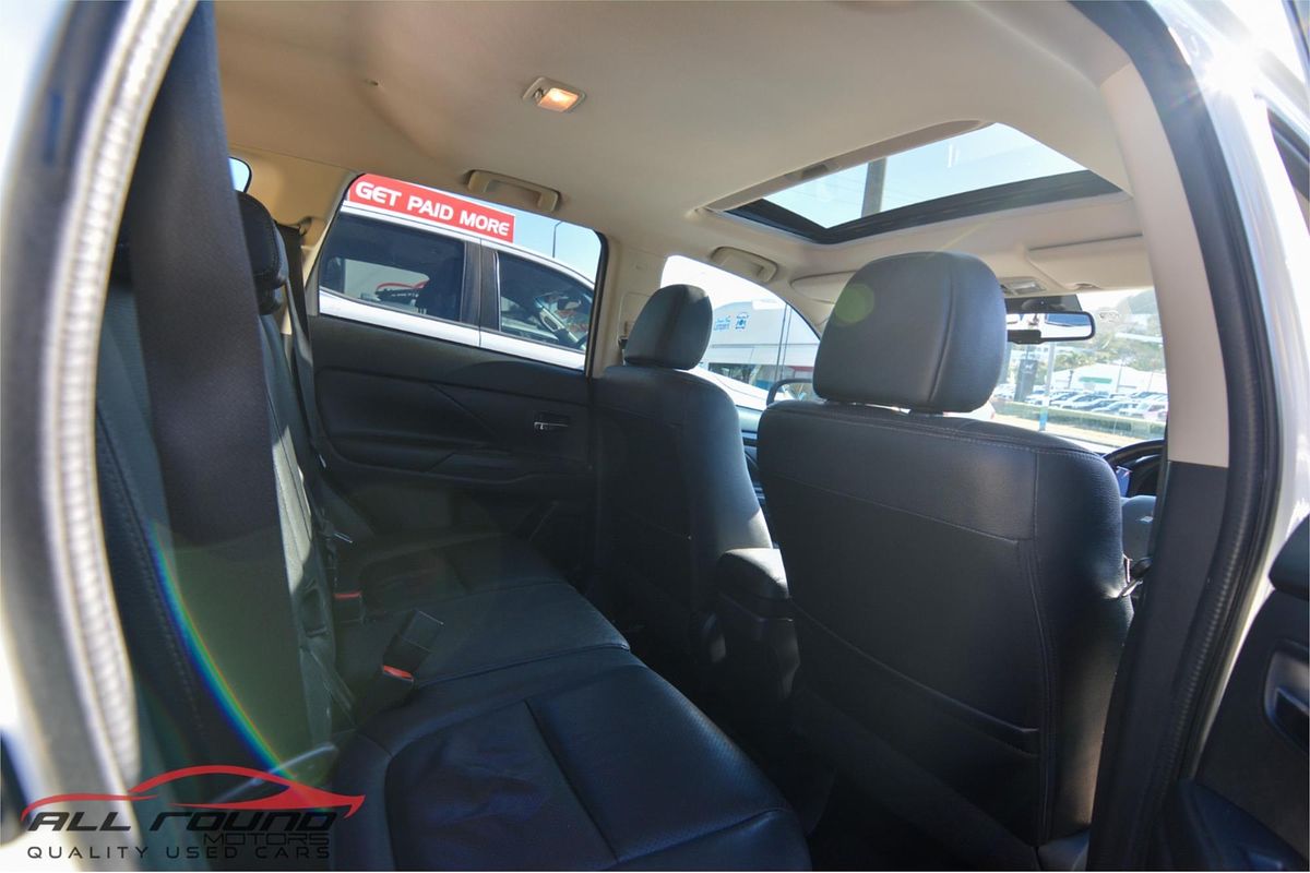 2016 Mitsubishi Outlander Exceed ZK