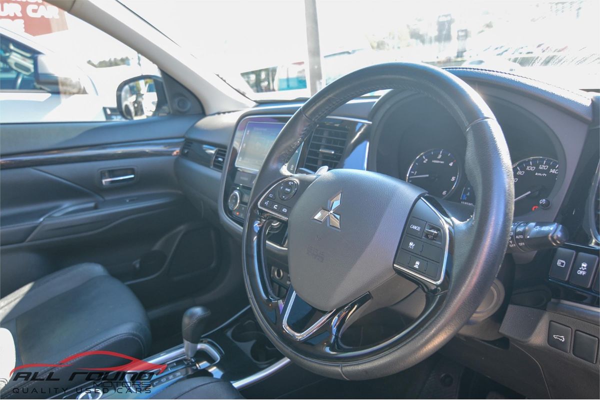 2016 Mitsubishi Outlander Exceed ZK