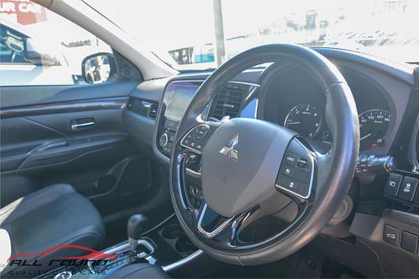 2016 Mitsubishi Outlander Exceed ZK