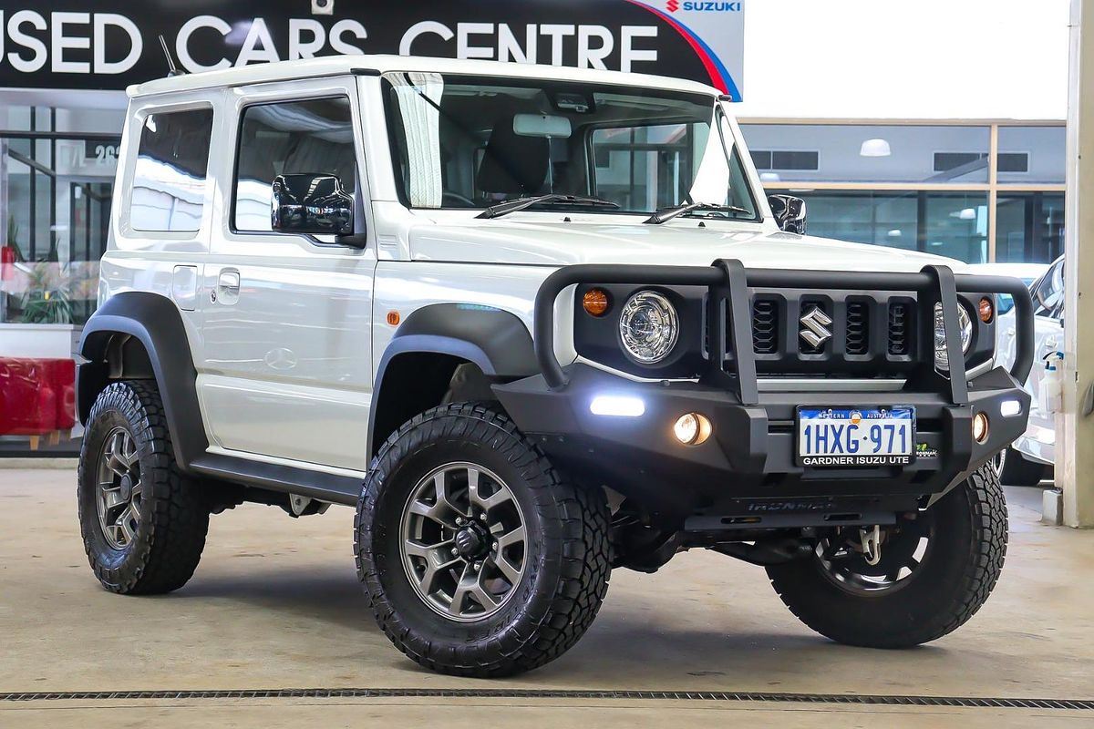 2023 Suzuki Jimny GLX GJ
