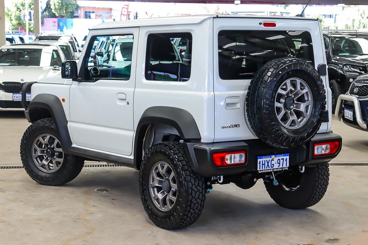 2023 Suzuki Jimny GLX GJ
