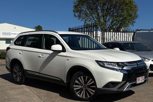 2019 Mitsubishi Outlander OUTLANDER ES 7 SEAT (2WD) ZL2M46