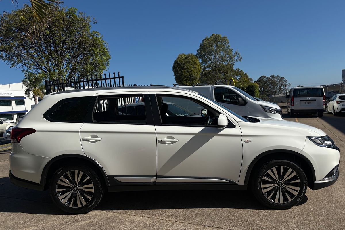 2019 Mitsubishi Outlander ES ZL