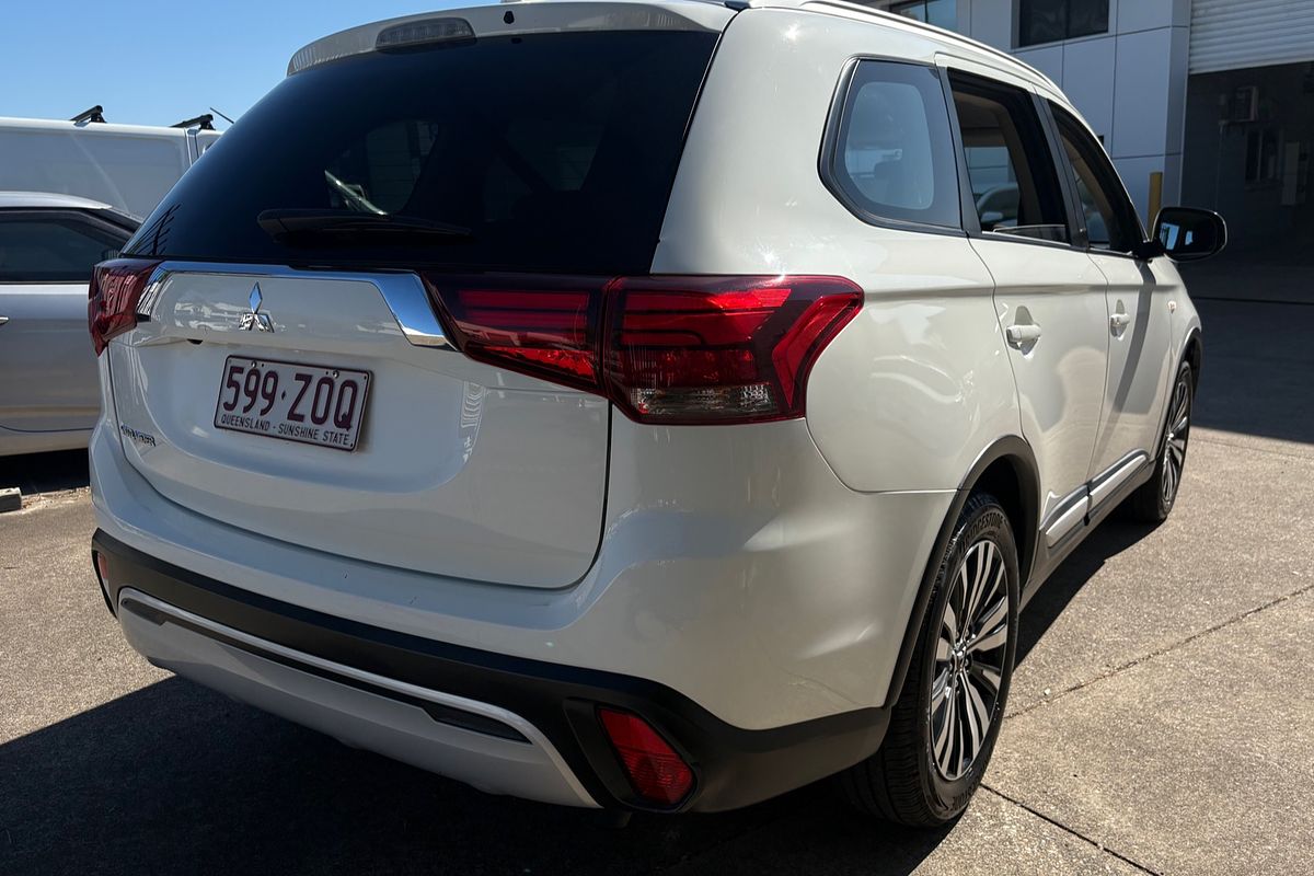 2019 Mitsubishi Outlander ES ZL