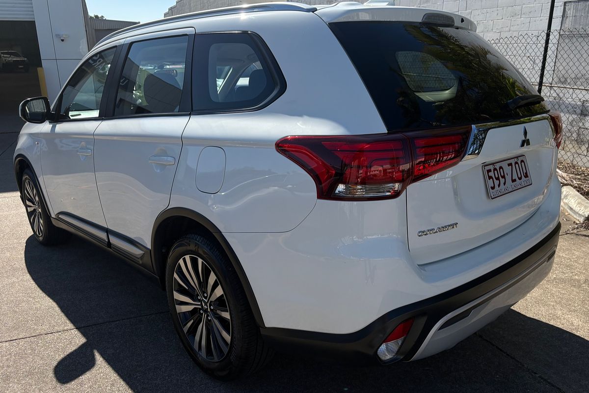 2019 Mitsubishi Outlander ES ZL
