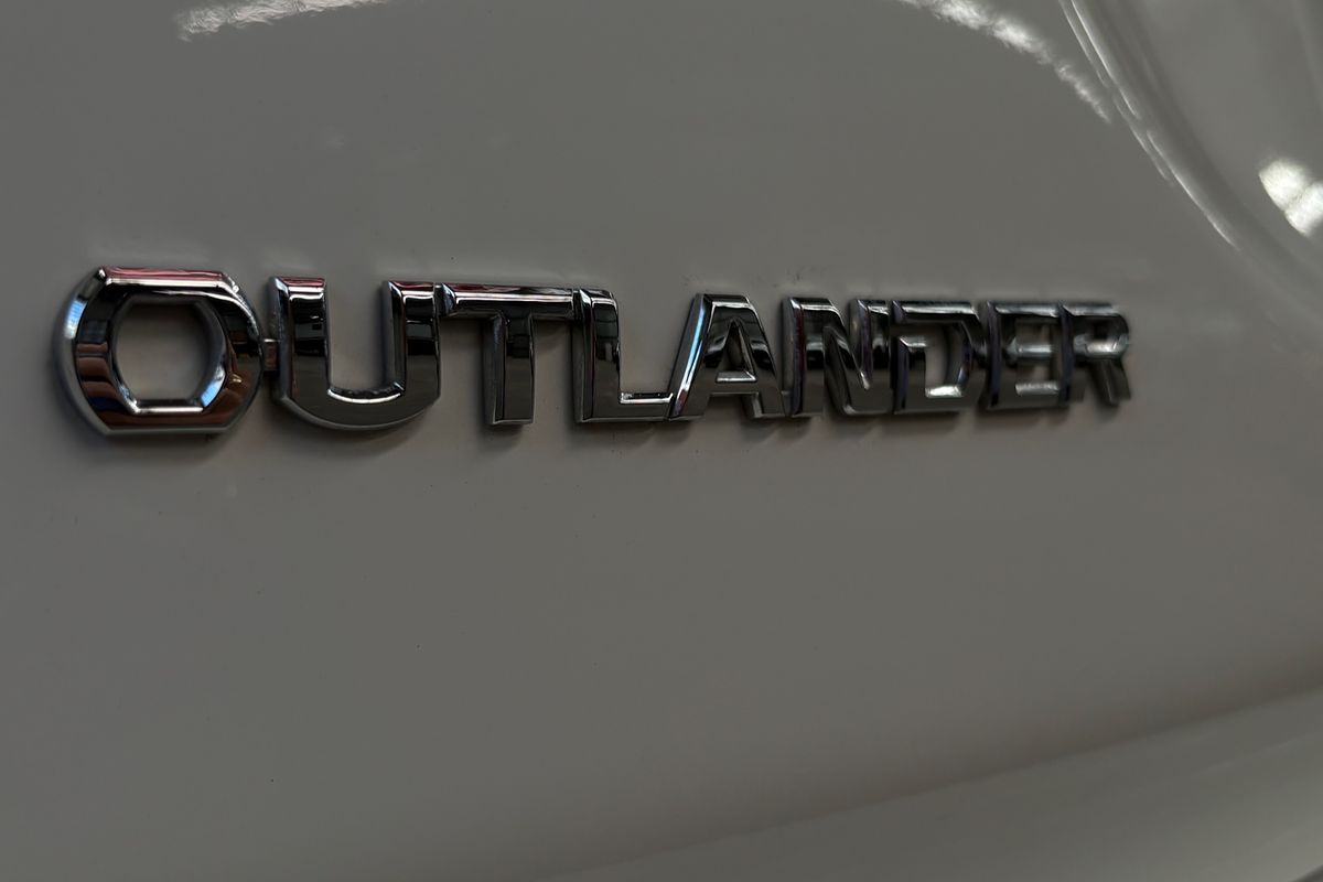 2019 Mitsubishi Outlander ES ZL