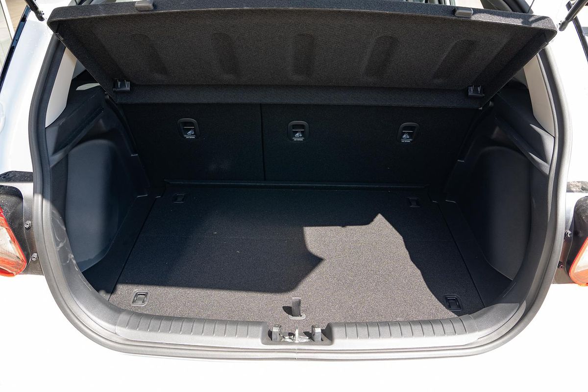 2025 Hyundai Venue Active QX.V5