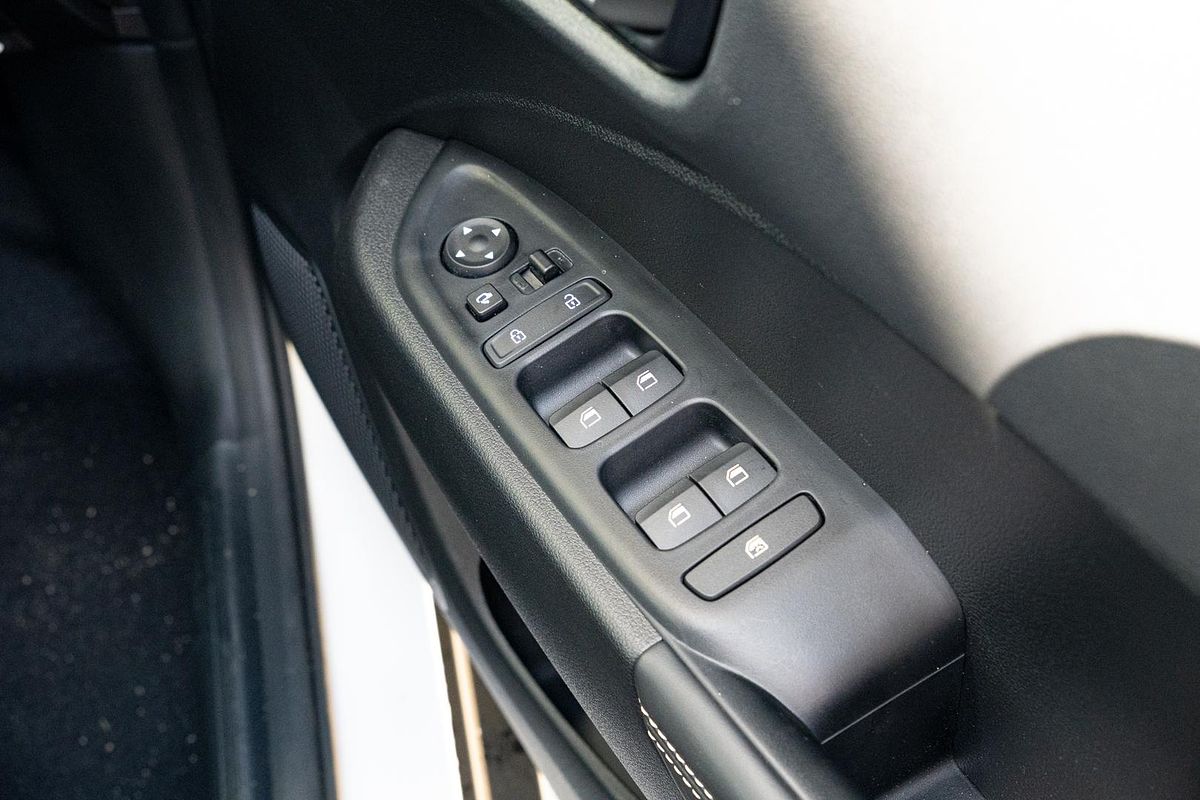 2025 Hyundai Venue Active QX.V5