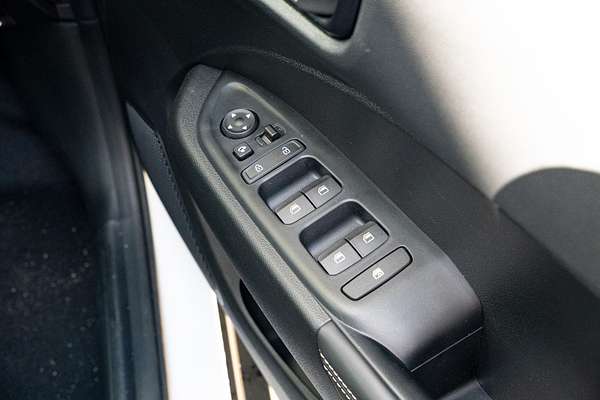 2025 Hyundai Venue Active QX.V5