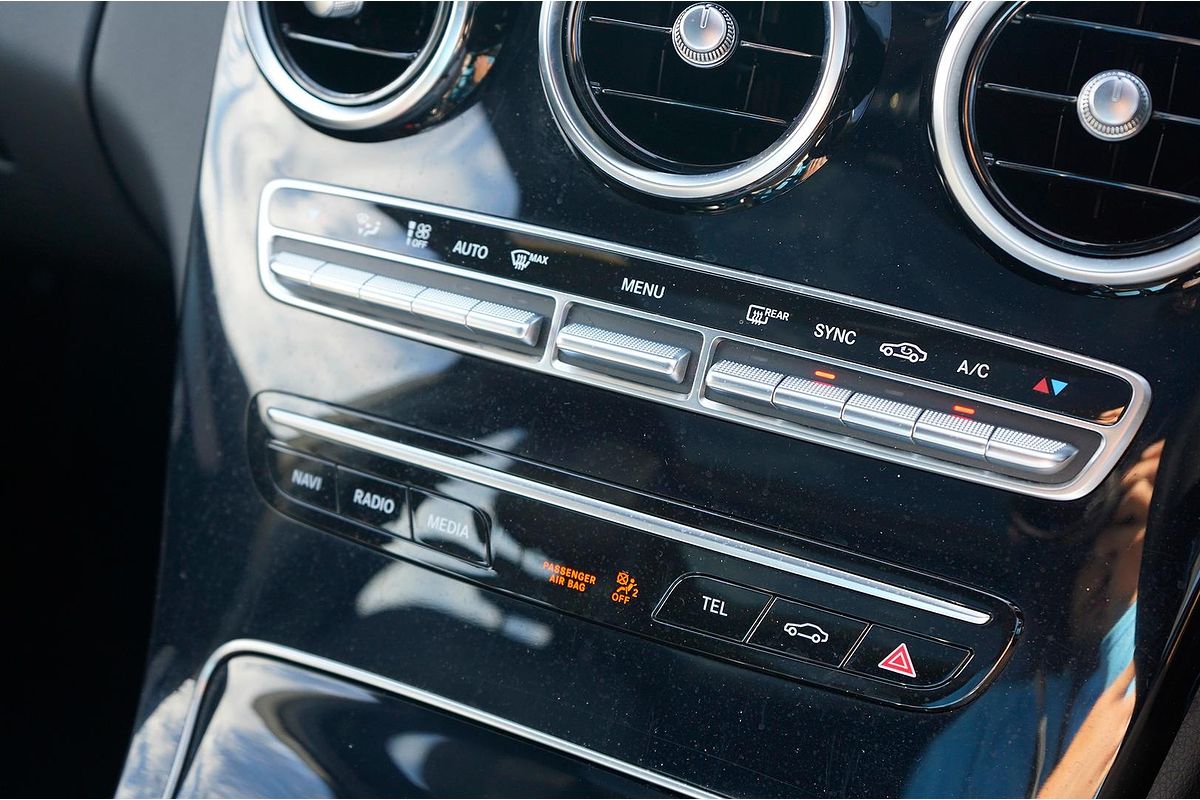 2019 Mercedes-Benz C-Class C200 W205