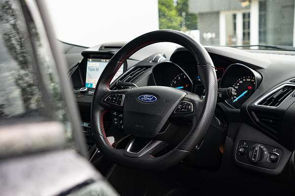2020 Ford Escape ST-Line ZG