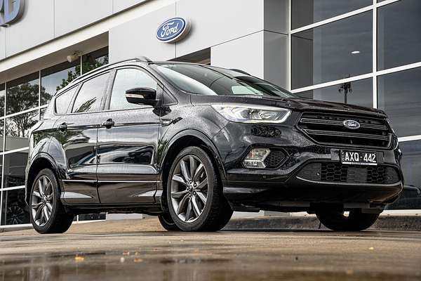 2020 Ford Escape ST-Line ZG