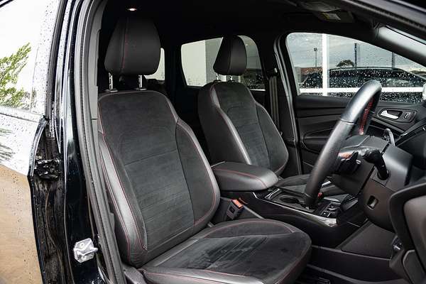 2020 Ford Escape ST-Line ZG