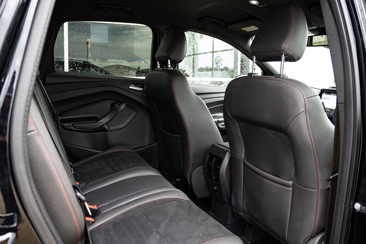 2020 Ford Escape ST-Line ZG