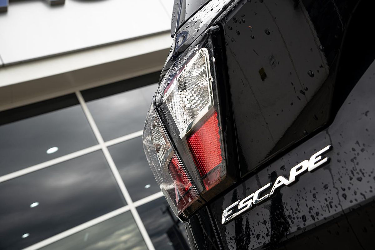 2020 Ford Escape ST-Line ZG
