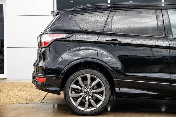 2020 Ford Escape ST-Line ZG