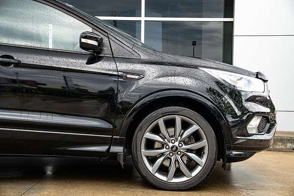 2020 Ford Escape ST-Line ZG