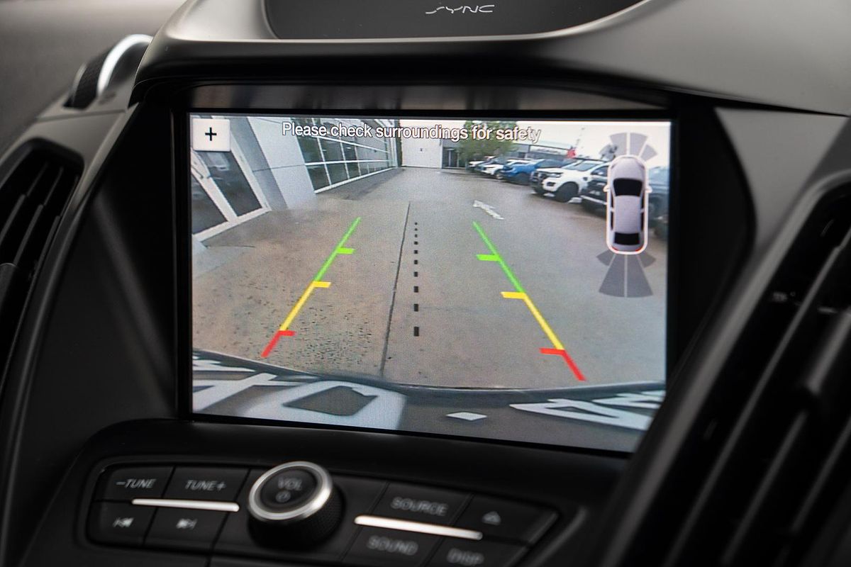 2020 Ford Escape ST-Line ZG