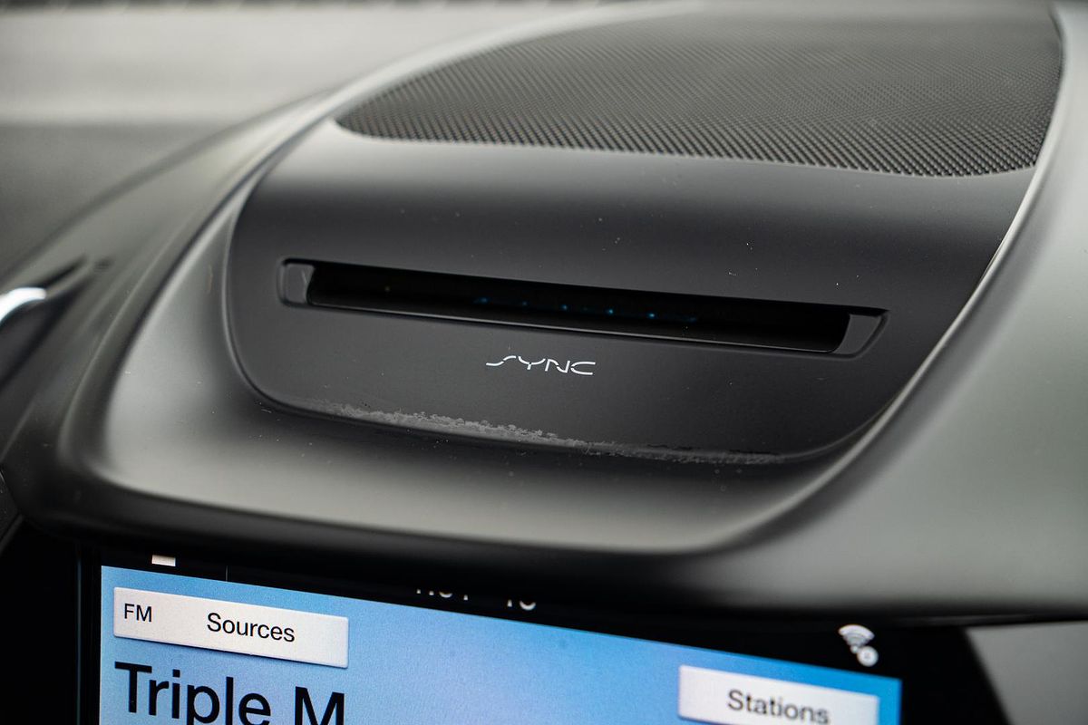 2020 Ford Escape ST-Line ZG