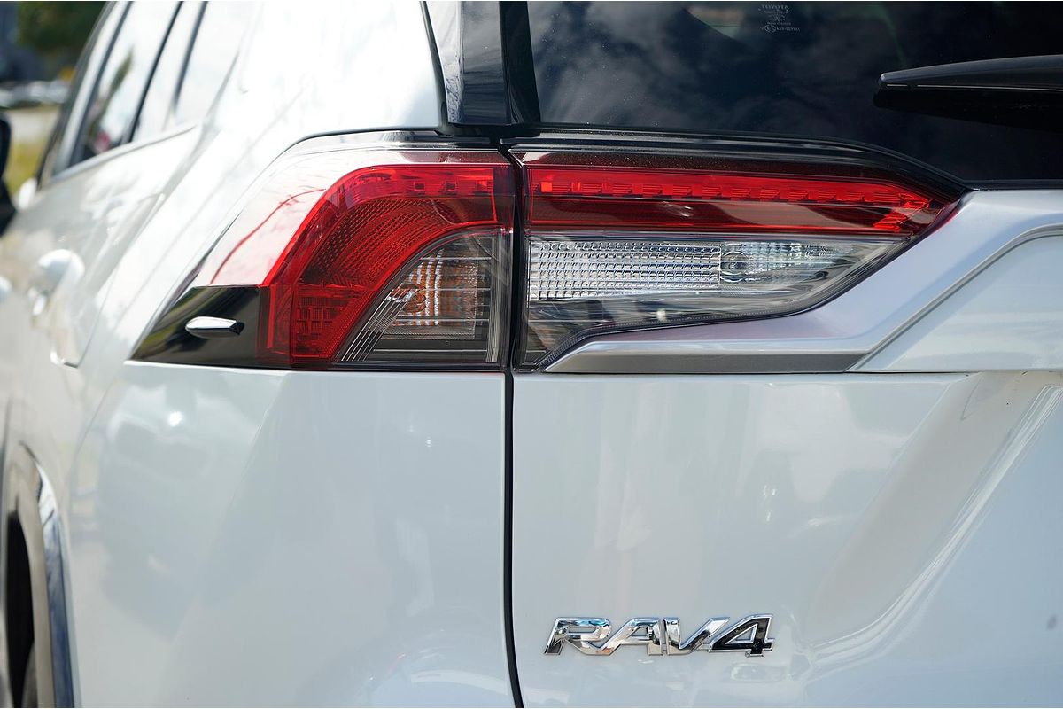 2022 Toyota RAV4 XSE AXAH54R