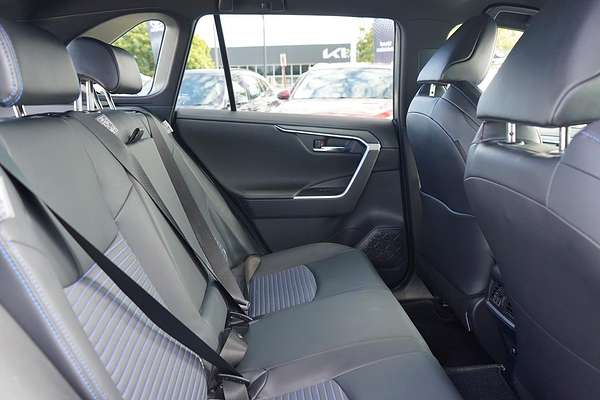 2022 Toyota RAV4 XSE AXAH54R