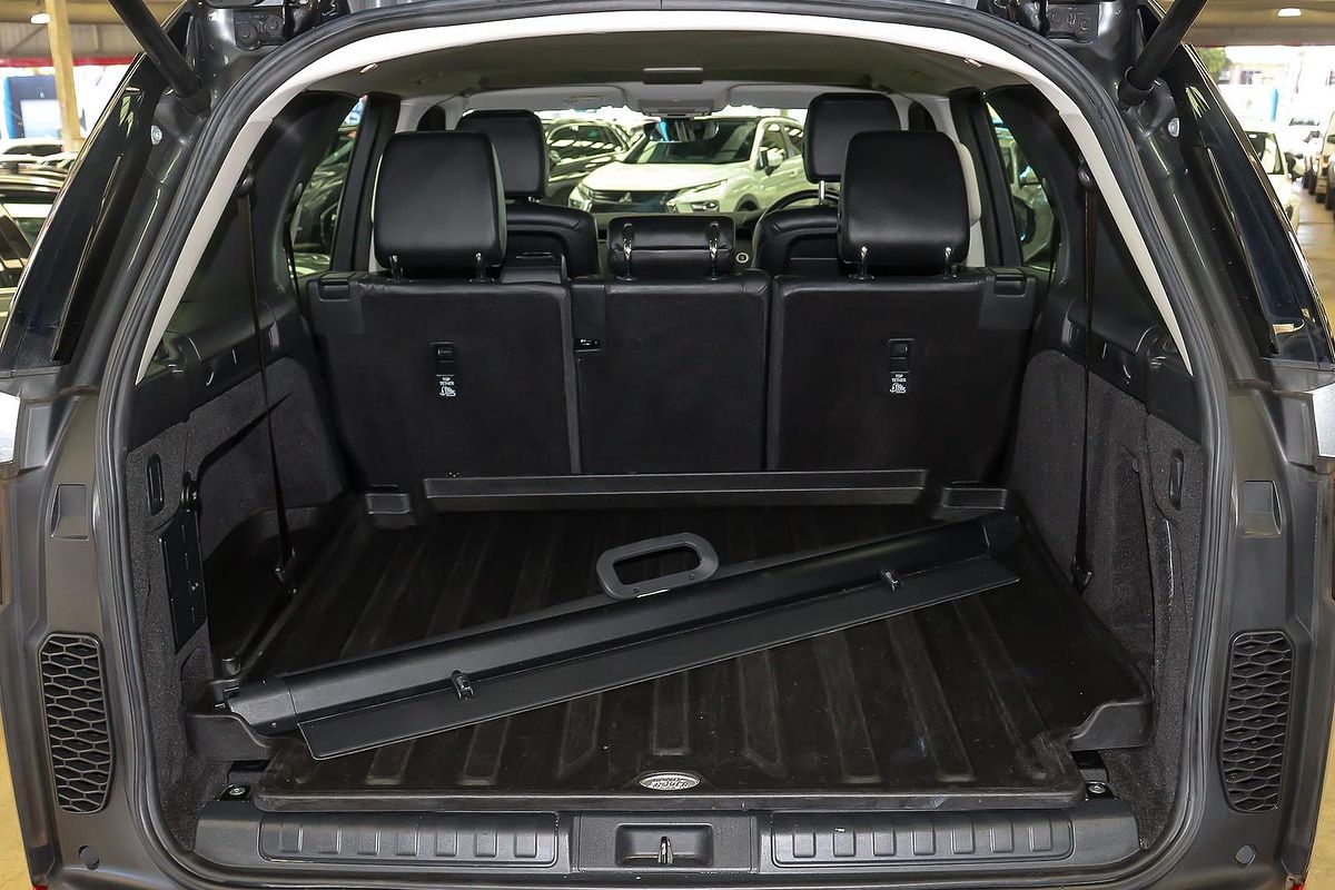 2018 Land Rover Discovery TD6 SE Series 5
