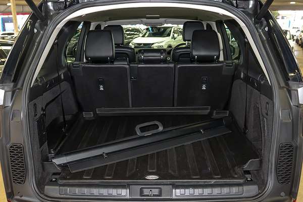2018 Land Rover Discovery TD6 SE Series 5